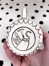 Load image into Gallery viewer, Spinning Cookie Eater