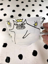 Load image into Gallery viewer, King Cat Mug
