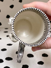 Load image into Gallery viewer, Dimensional Spinning Mug