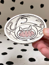 Load image into Gallery viewer, Kitty Ring Dish