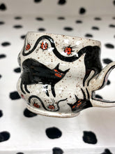 Load image into Gallery viewer, Wiggly Cat Mug