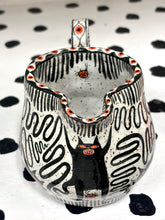 Load image into Gallery viewer, Ladybug Cat Pitcher