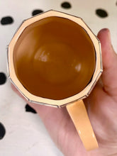 Load image into Gallery viewer, Floating Spider Spinning Mug