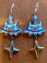 Load image into Gallery viewer, Clown Star Earrings
