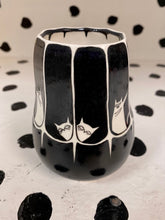 Load image into Gallery viewer, Spinning Biting Cat Mug