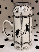 Load image into Gallery viewer, Spinning Circus Cat Mug