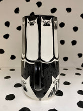 Load image into Gallery viewer, Spinning Big Mouthed Cats Mug