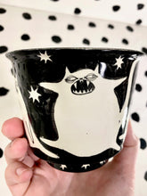 Load image into Gallery viewer, Triple Cats Mug
