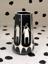 Load image into Gallery viewer, Beetle Cat Cup
