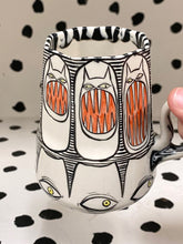 Load image into Gallery viewer, Spinning Cats with Gloop Glaze
