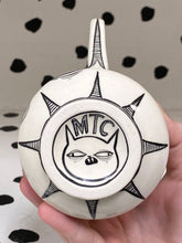Load image into Gallery viewer, Spinning Cats with Gloop Glaze
