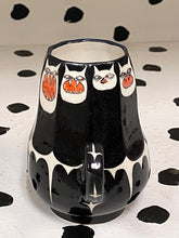 Load image into Gallery viewer, Spinning White Cats Mug
