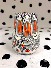 Load image into Gallery viewer, Spinning Cat Eye Mug
