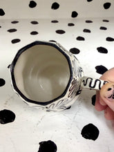Load image into Gallery viewer, Spinning Black Cat Mug
