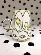 Load image into Gallery viewer, Jumping Frog Mug
