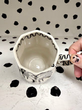 Load image into Gallery viewer, Spinning Squiggle Cats Mug
