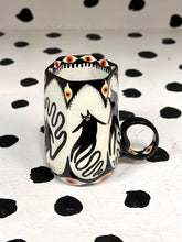 Load image into Gallery viewer, Eye Cat Mug
