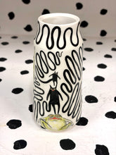 Load image into Gallery viewer, SECOND Frog Party Carafe
