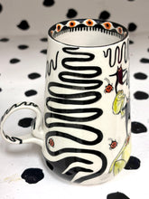 Load image into Gallery viewer, Frog Party Mug
