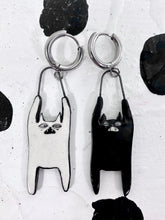 Load image into Gallery viewer, Opposite Cat Dangle Earrings
