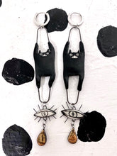 Load image into Gallery viewer, Golden Tear Drop Dangle Earrings
