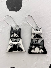 Load image into Gallery viewer, Quadruple Cat Dangle Earrings
