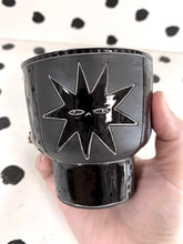 Load image into Gallery viewer, Mod Shapes Tumbler
