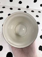 Load image into Gallery viewer, Carved Stripe Cup
