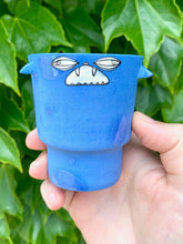 Load image into Gallery viewer, SECOND Blue Cat Cup
