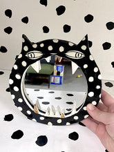 Load image into Gallery viewer, Spot Cat Mirror
