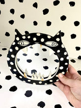 Load image into Gallery viewer, Spot Cat Mirror
