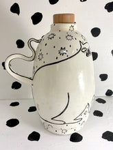 Load image into Gallery viewer, Star Cat Jug
