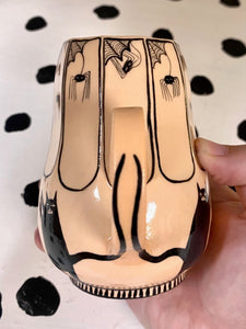 Floating Spider Spinning Mug