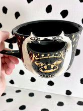Load image into Gallery viewer, Gold Luster Barf Mug
