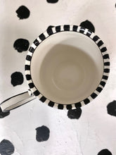 Load image into Gallery viewer, Cat Hat Mug

