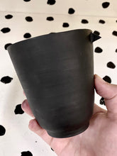 Load image into Gallery viewer, Marble Lidded Witch Cat Cup
