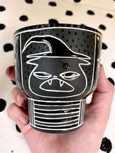 Load image into Gallery viewer, Witch Cat Cup
