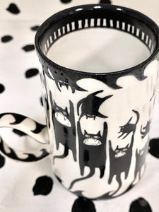 Spinning Wave Cat Cup