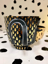 Load image into Gallery viewer, Gold Crying Mug
