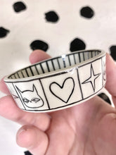 Load image into Gallery viewer, Black Cat Trinket DIsh
