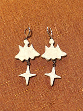 Load image into Gallery viewer, Clown Star Earrings
