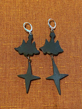 Load image into Gallery viewer, Silver and Gold Clown Star Earrings
