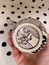 Load image into Gallery viewer, Purple Bird Pattern Mug
